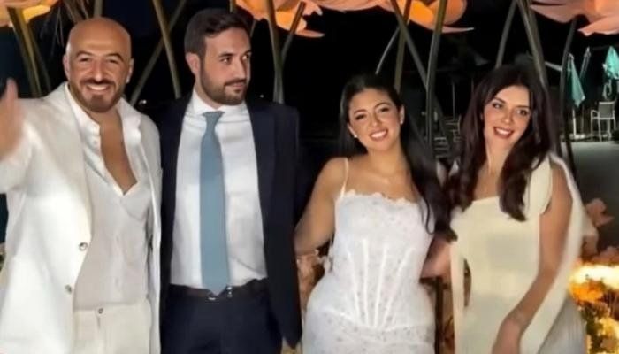 شاهد .. مجدي الهواري يحتفل بخطوبة ابنته مريم.. ويكشف تفاصيل علاقته بخطيبها