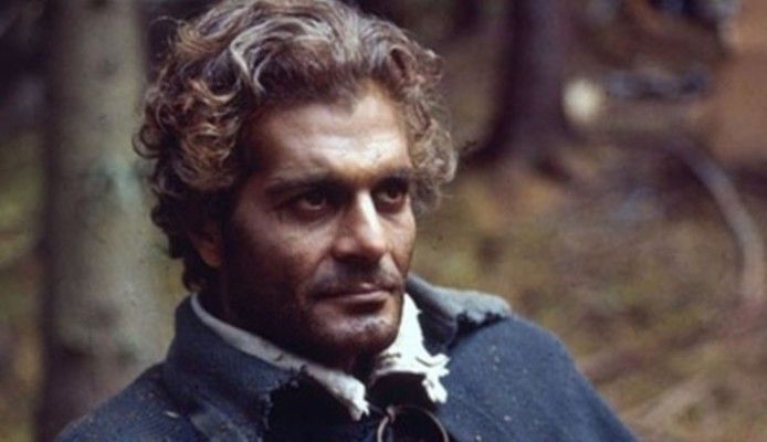 شاهد .. في ذكرى رحيله .. عمر الشريف أيقونة السينما العربية والعالمية الحاضرة في الذاكرة