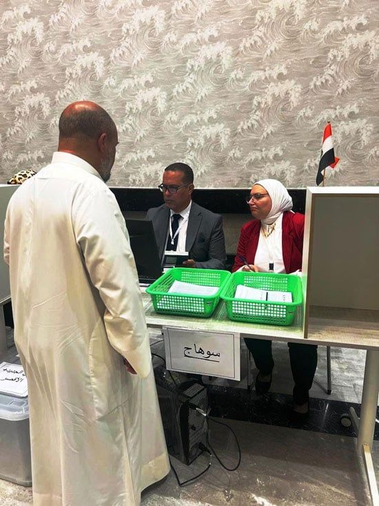 انتخابات مجلس الشيوخ للمصريين في الخارج (12) انتخابات مجلس الشيوخ للمصريين في الخارج (12)