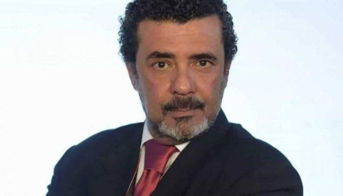 شاهد .. الفنان المصري شريف خير الله ينجو من حادث أليم ويحذر الجمهور.. ماذا حدث؟