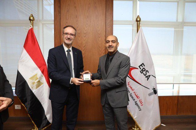 مصر والأرجنتين تبحثان سبل تعزيز التعاون في علوم وتكنولوجيا الفضاء