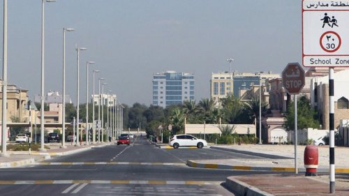 ابتداءً من اليوم.. ممنوع قيادة المركبات داخل الأحياء السكنية في السعودية إلا وفق هذه الشروط