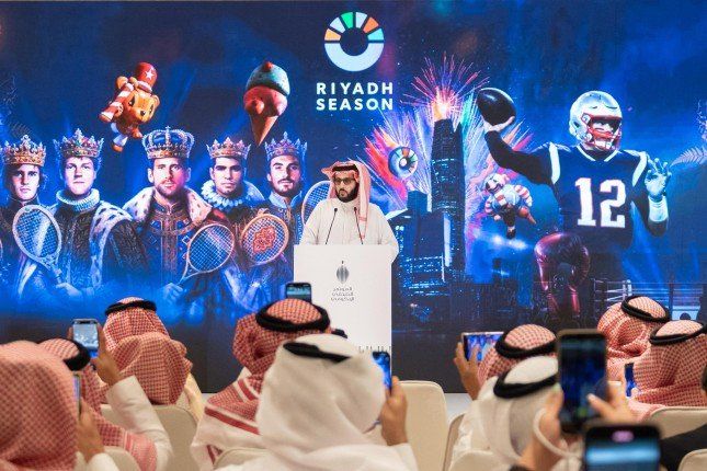 شاهد .. رئيس هيئة الترفيه السعودية يعلن انطلاق فعاليات موسم الرياض الجمعة المقبل بمسيرة كبرى