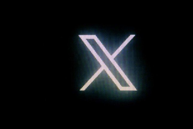 منصة إكس تطلق تطبيق "XChat "المستقل للمراسلة المشفرة على نظام iOS