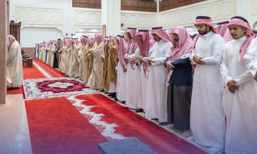 الشؤون الإسلامية تعلن مواعيد صلاة عيد الأضحى 1447هـ