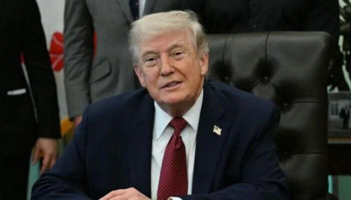 الرئيس الأمريكي ترامب يؤكد ان بلاده تتصدر قطاع الذكاء الاصطناعي