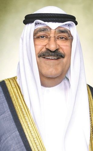 الأمير: نقدّر جهود العاملين بـ«التربية» في الإعداد للاختبارات الورقية للصف الـ 12 وإجراءاتهم لأدائها بكل سهولة ويسر