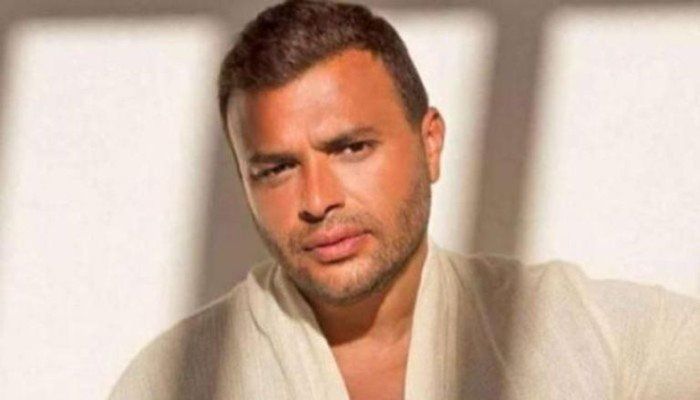 شاهد .. رامي صبري يحيي ليلة إضافية في أبوظبي ويقدم أغاني ألبومه الجديد "القمر"