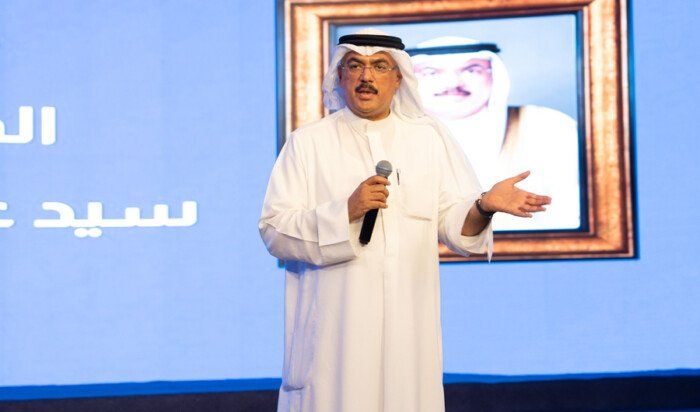 الكويت.. وزير التربية يكرّم 25 مشروعاً متأهلاً في منصة «إبداعات 2026» الرقمية