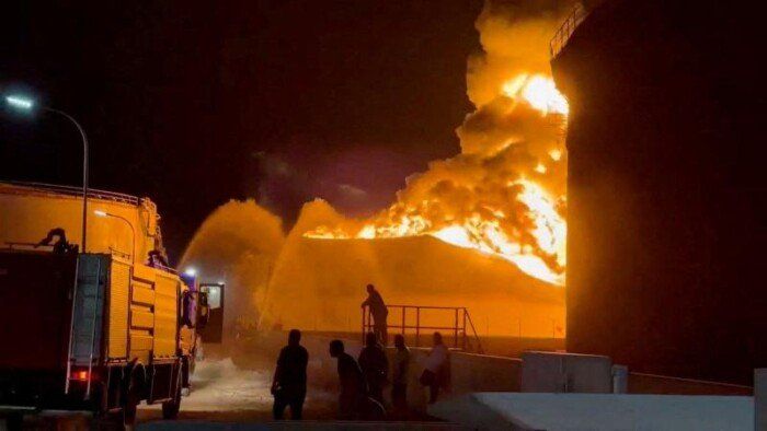 استهداف محطة كهرباء جنوب مدينة الزاوية الليبية بطيران مسير
