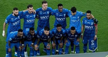بنزيما يقود الهلال ضد الفيصلي في افتتاح الدوري السعودي