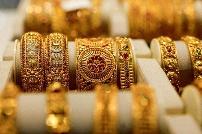 تراجع أسعار الذهب في العراق رغم ارتفاع المعدن الأصفر عالميًا ومكاسب أسبوعية