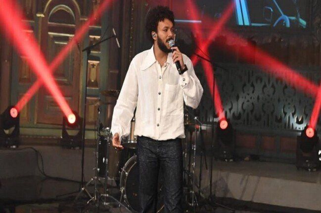 شاهد .. مفاجأة ويجز لجمهوره.. يطرح أغنيته الجديدة «بمشي تاتاتاتا» على الهواء
