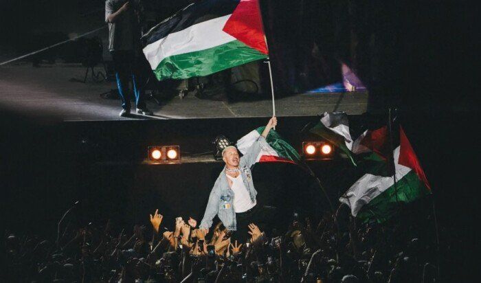 شاهد .. مغني راب أمريكي يتبرع بمليون دولار لمنظمات تدعم الفلسطينيين