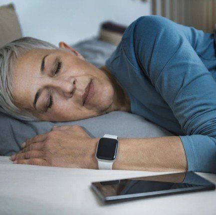 دراسة تحذر من ارتباط النوم لأكثر من 9 ساعات بارتفاع معدلات الوفاة