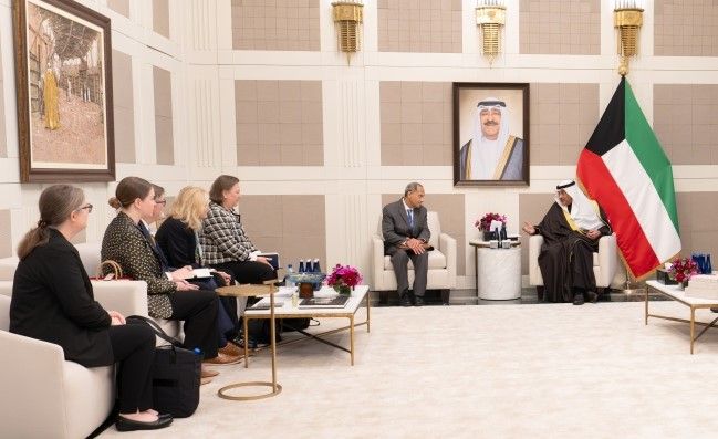 ممثل صاحب السمو سمو ولي العهد يستقبل وفدا من غرفة التجارة الأميركية ومجلس الأعمال الأميركي - الكويتي