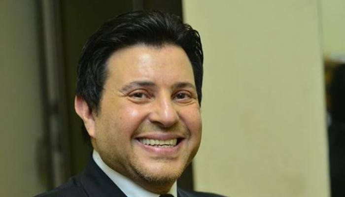 شاهد .. بعد أزمة درع التكريم.. هاني شاكر يتصدر المشهد في مهرجان الموسيقى العربية