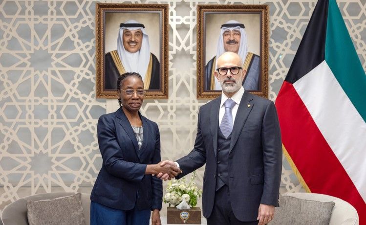 وزير الخارجية بحث مع رئيسة مجموعة الأزمات الدولية المستجدات على الساحتين الإقليمية والدولية
