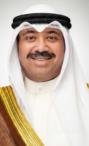 وزير الدفاع هنأ نظيرته الإسبانية بالعيد الوطني