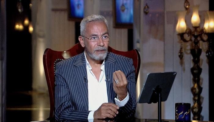 شاهد .. صبري فواز يطالب نجوى إبراهيم بتسمية الفنانات المنتقدات: «حدد الشخص بالاسم»