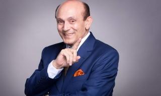 طبيب مصري يكشف تفاصيل الحالة الصحية للفنان محمد صبحي