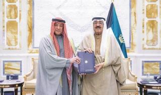 صاحب السمو وسمو ولي العهد تسلّما من الأمين العام لمجلس التعاون الخليجي تقريراً حول رئاسة الكويت للدورة الـ 45