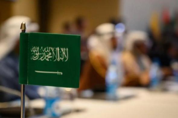 بأمر من محمد بن سلمان.. السعودية تمنح هذه الفئات من الوافدين إقامة مجانية تسمح لهم بالعمل في أي مهنة
