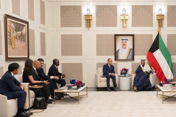 ممثل الأمير يبحث مع الرئيس التنفيذي لشركة بلاك روك سبل تعزيز التعاون